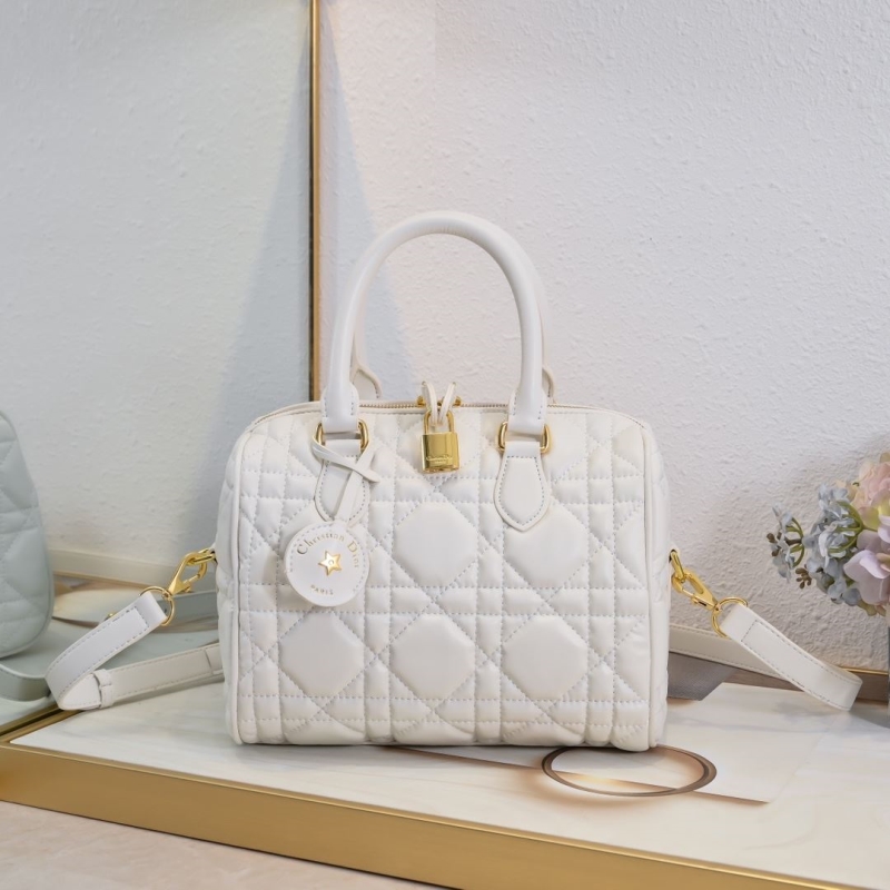 D*or top handle bags